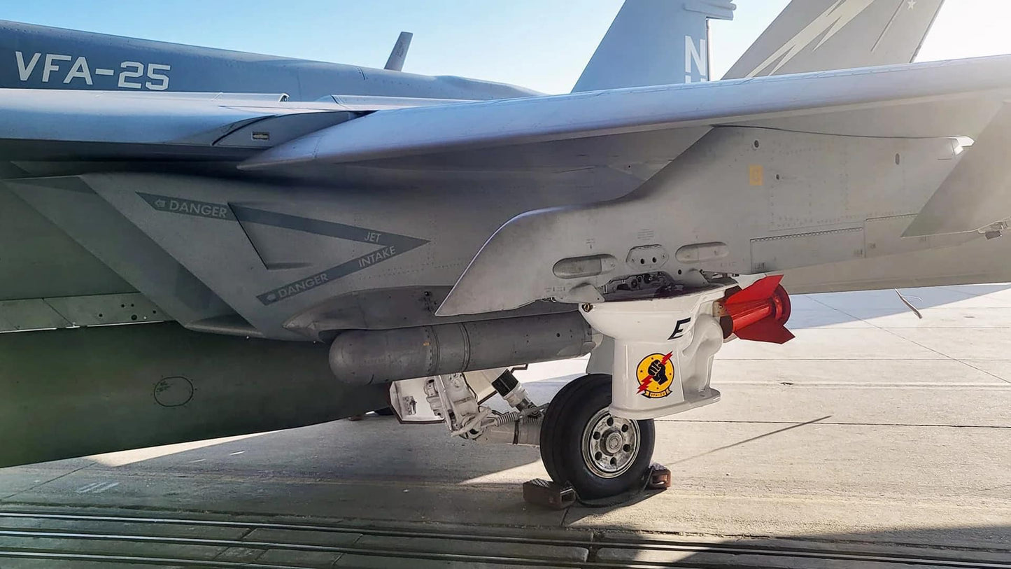 VFA-25 Toilet Bomb Set