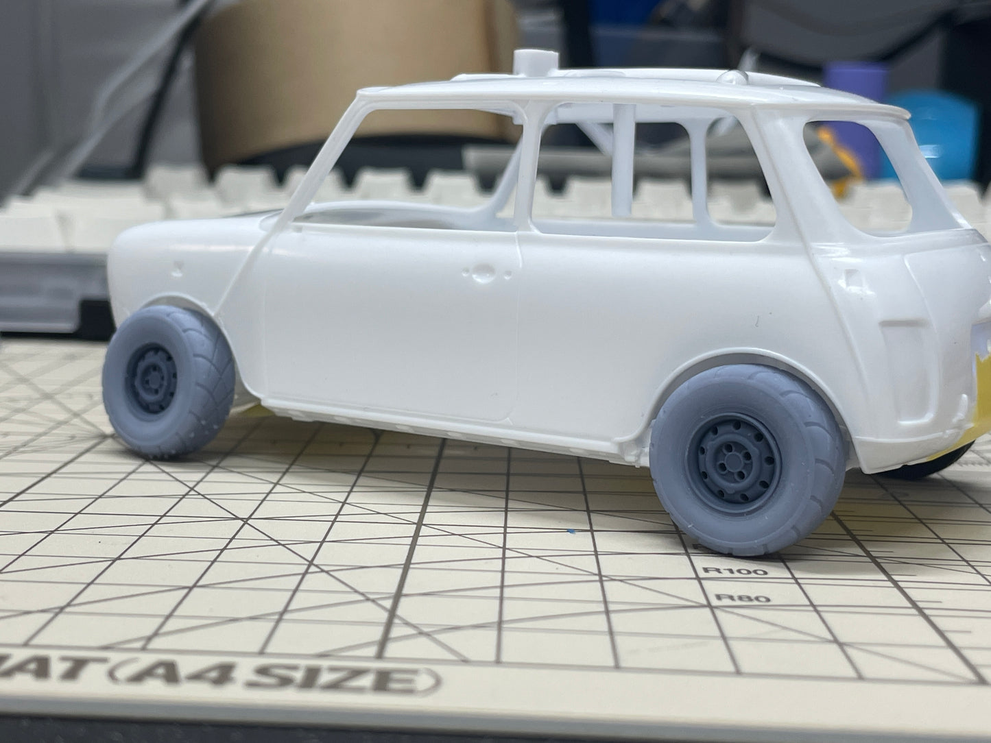 1/24 Ultralite Wheels and Tyres 10 inch set
